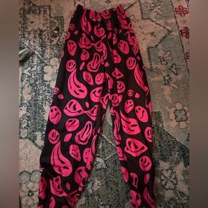 pink smiley stretch pants